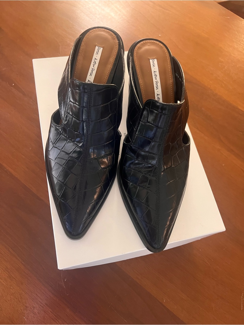 & Other Stories Black Croc Embossed Cutout Heeled Mules 39 - Picture 2 of 5